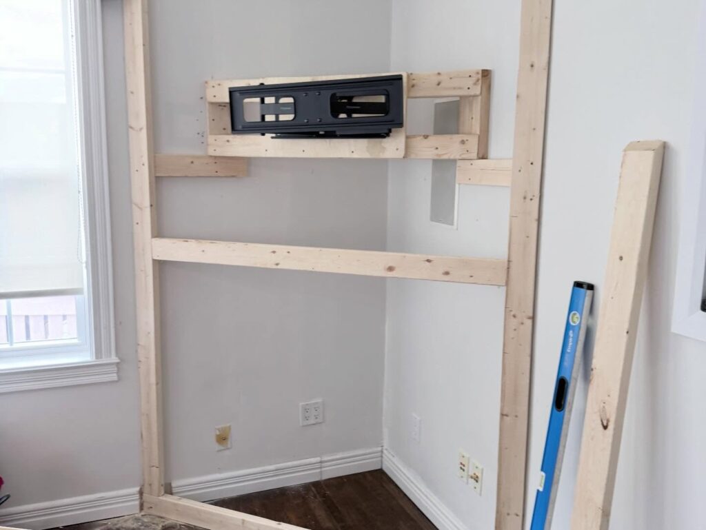 Corner Unit during 1
